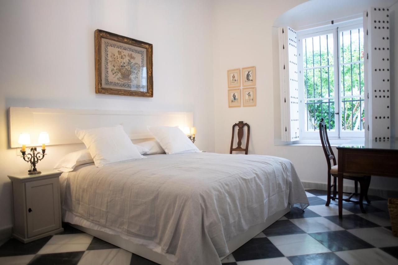 Gatu Premium Apartamento Palacio Oneto Con Jardin Privado " Preferente Mayores De 25 Anos Y Familias " El Puerto de Santa María Zewnętrze zdjęcie