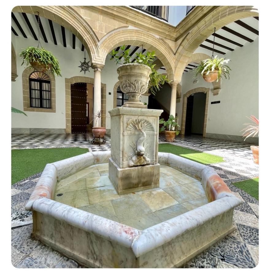 Gatu Premium Apartamento Palacio Oneto Con Jardin Privado " Preferente Mayores De 25 Anos Y Familias " El Puerto de Santa María Zewnętrze zdjęcie