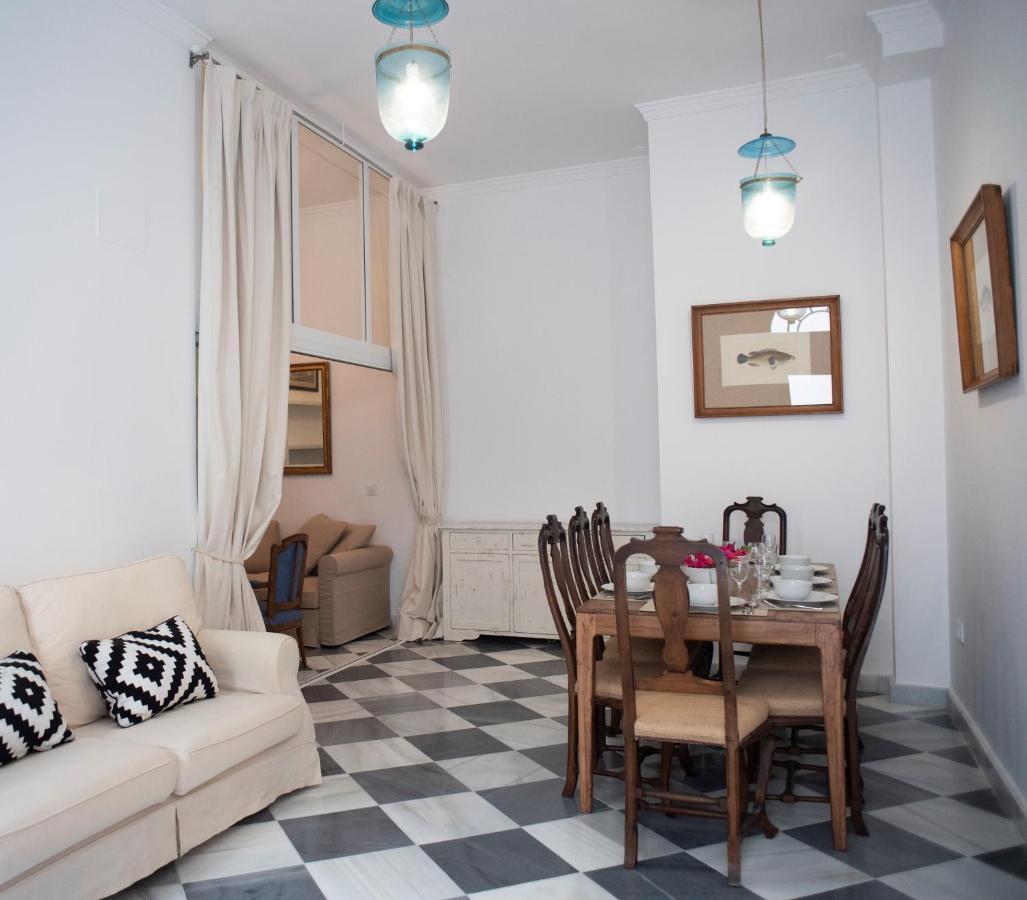 Gatu Premium Apartamento Palacio Oneto Con Jardin Privado " Preferente Mayores De 25 Anos Y Familias " El Puerto de Santa María Zewnętrze zdjęcie