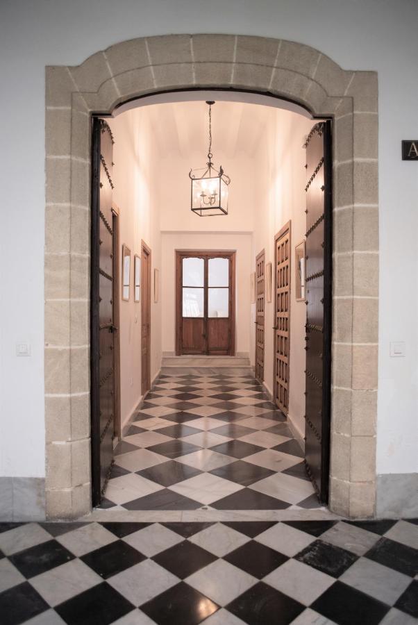 Gatu Premium Apartamento Palacio Oneto Con Jardin Privado " Preferente Mayores De 25 Anos Y Familias " El Puerto de Santa María Zewnętrze zdjęcie